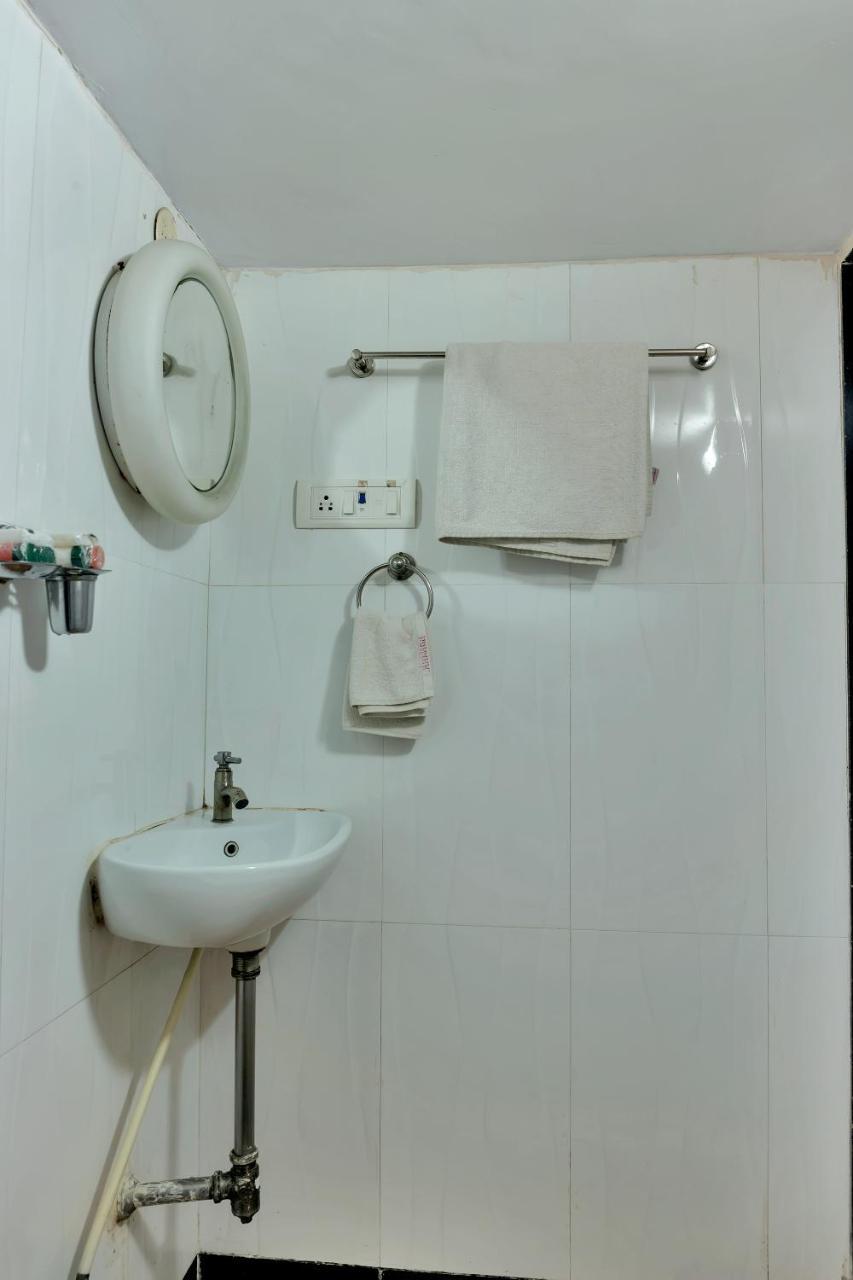 Konark Apartment Malad Exterior foto